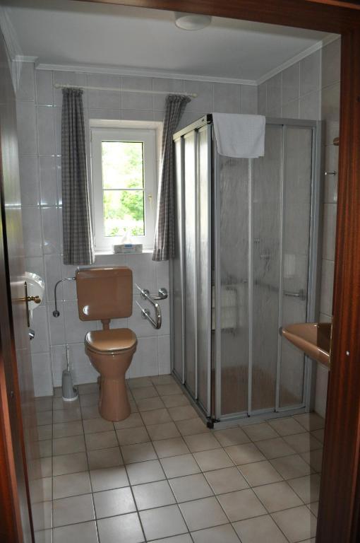 Salz & Pfeffer Im Gasthaus Frorup Hotel Oeversee Room photo